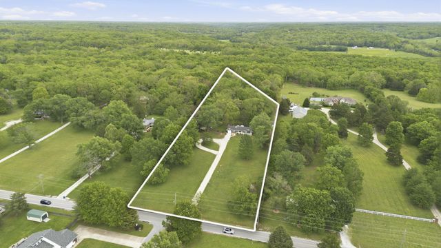 1400 S Farm Road 205, Springfield, MO 65809