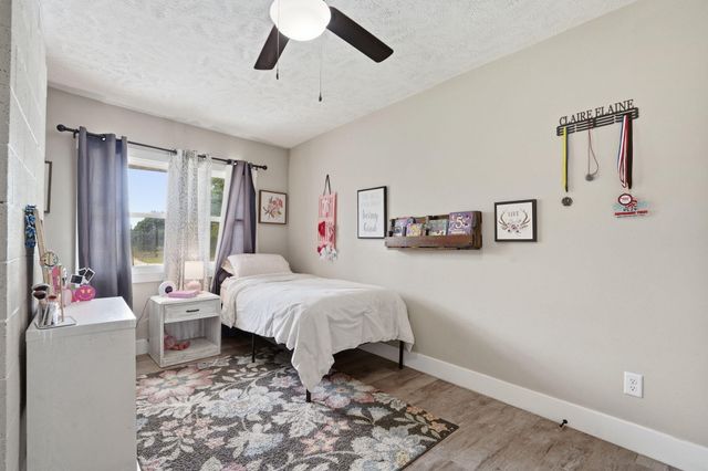1400 S Farm Road 205, Springfield, MO 65809