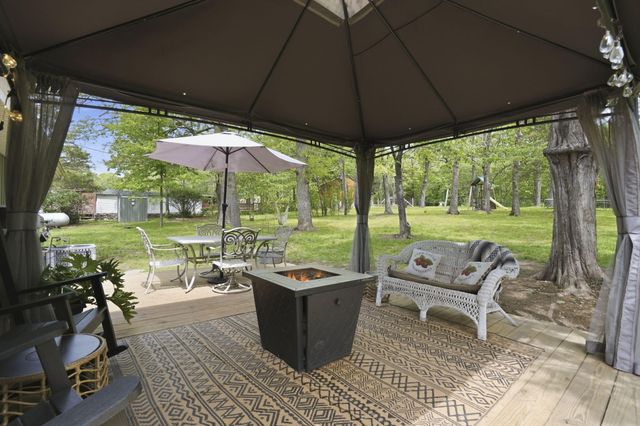 1400 S Farm Road 205, Springfield, MO 65809