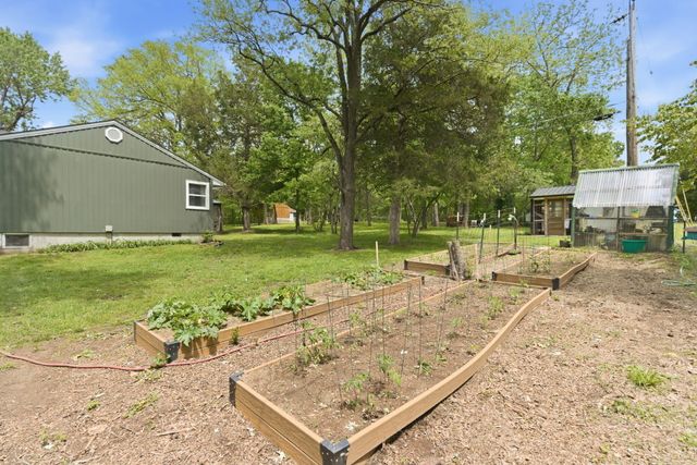 1400 S Farm Road 205, Springfield, MO 65809