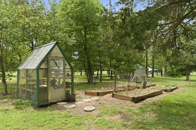 1400 S Farm Road 205, Springfield, MO 65809