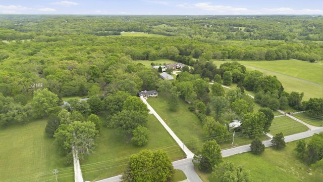 1400 S Farm Road 205, Springfield, MO 65809