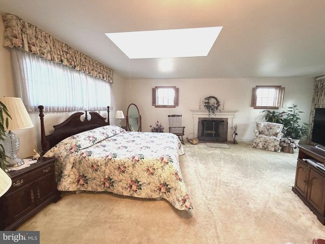 1236 DELAWARE AVE, Wyomissing, PA 19610