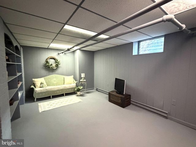 1236 DELAWARE AVE, Wyomissing, PA 19610