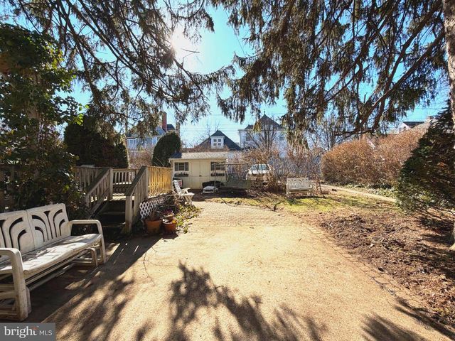 1236 DELAWARE AVE, Wyomissing, PA 19610