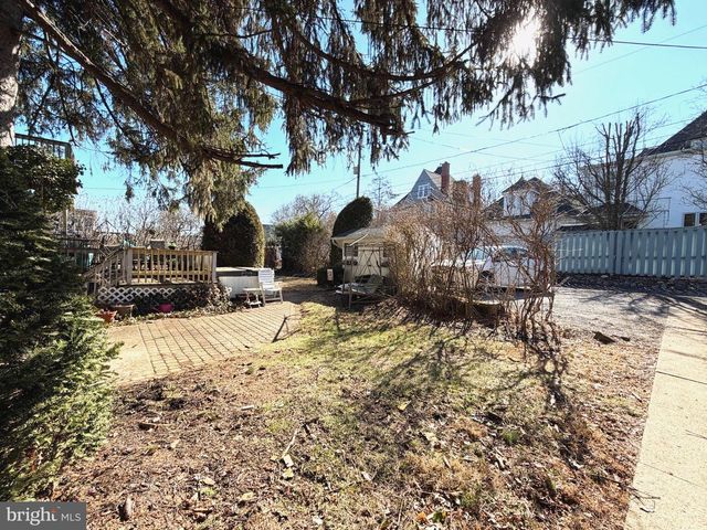 1236 DELAWARE AVE, Wyomissing, PA 19610