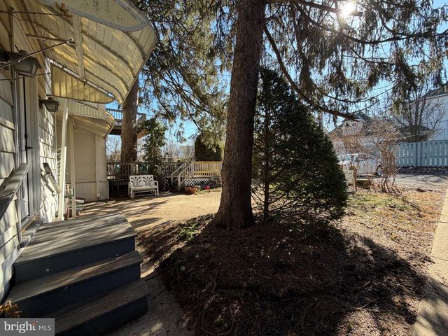 1236 DELAWARE AVE, Wyomissing, PA 19610