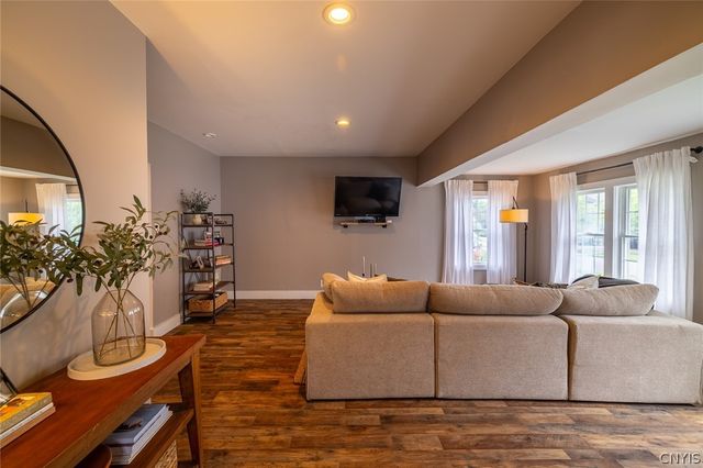717 Helen Street, Syracuse, NY 13203