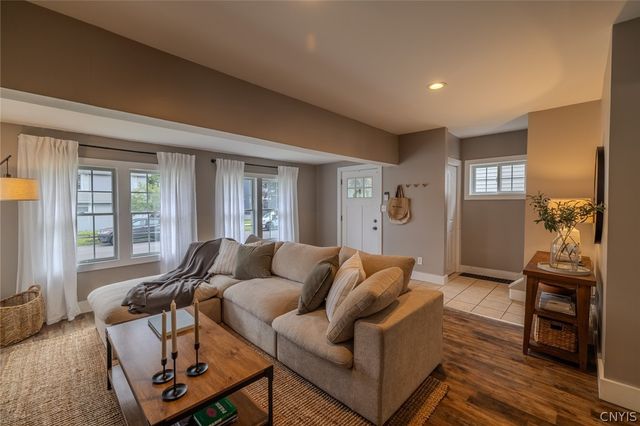 717 Helen Street, Syracuse, NY 13203