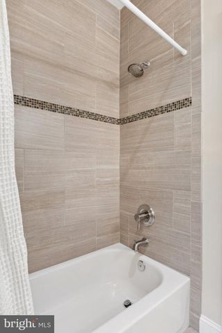 908 LONGFELLOW ST NW, Washington, DC 20011