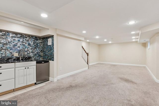 908 LONGFELLOW ST NW, Washington, DC 20011