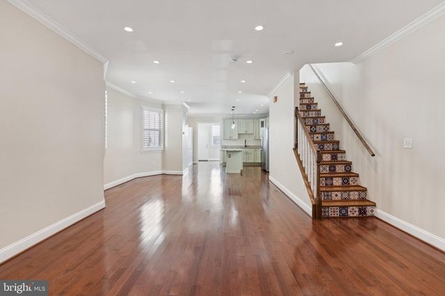 908 LONGFELLOW ST NW, Washington, DC 20011