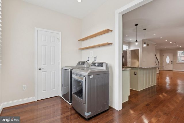 908 LONGFELLOW ST NW, Washington, DC 20011