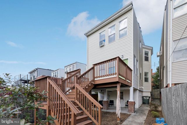 908 LONGFELLOW ST NW, Washington, DC 20011