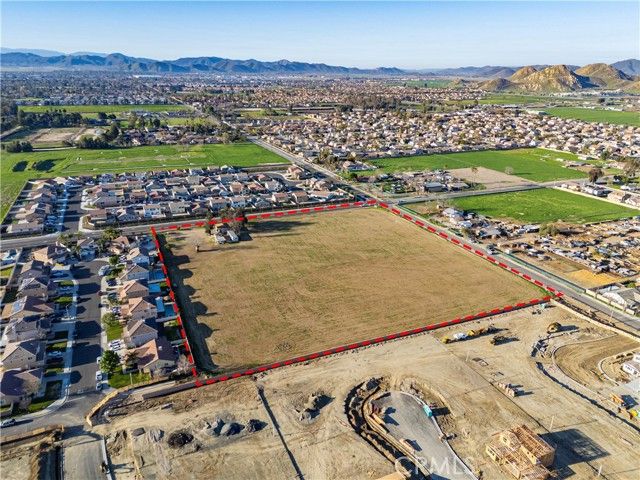 1817 W 7th Street, San Jacinto, CA 92582