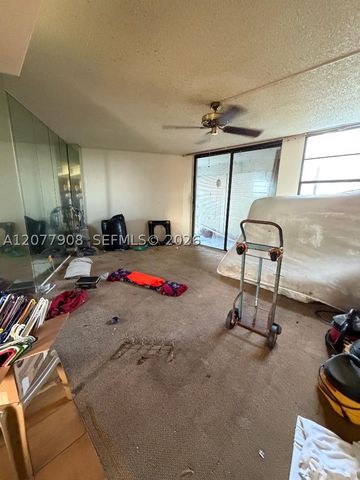20500 W Country Club Dr 818, Aventura, FL 33180