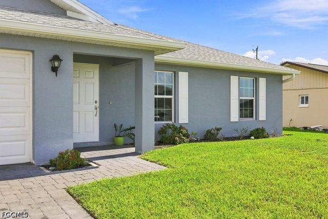 132 NE 16th TER, Cape Coral, FL 33909