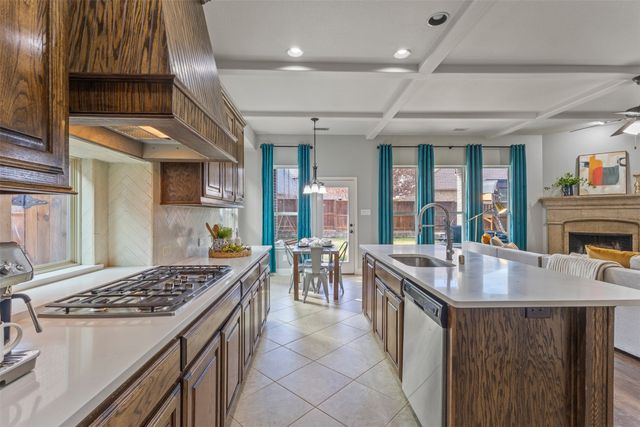 8732 James Drive, Lantana, TX 76226