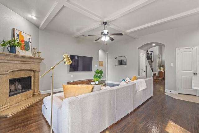 8732 James Drive, Lantana, TX 76226