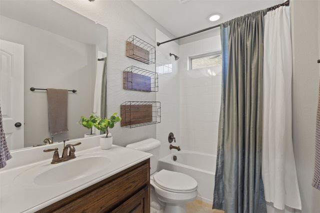 8732 James Drive, Lantana, TX 76226