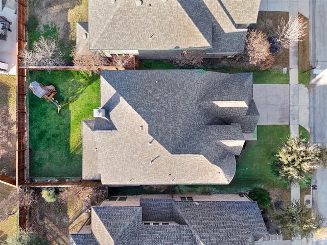 8732 James Drive, Lantana, TX 76226