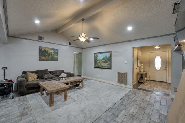 25410 Pepper Ridge Lane, Spring, TX 77373