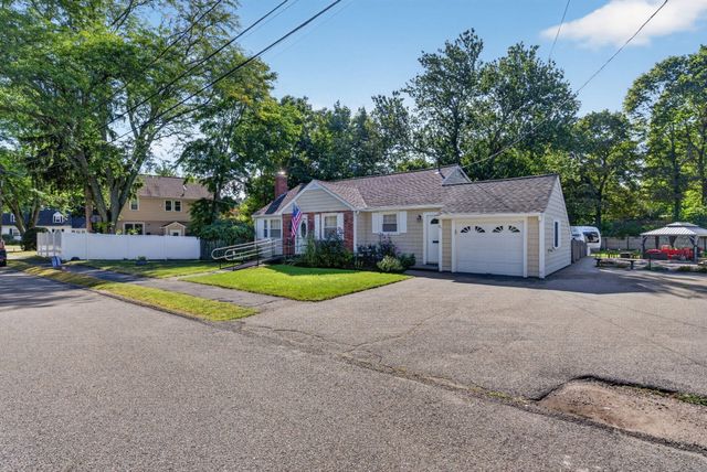 63 Burton Terrace, Weymouth, MA 02190