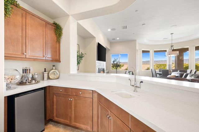 21 Alicante Circle, Rancho Mirage, CA 92270