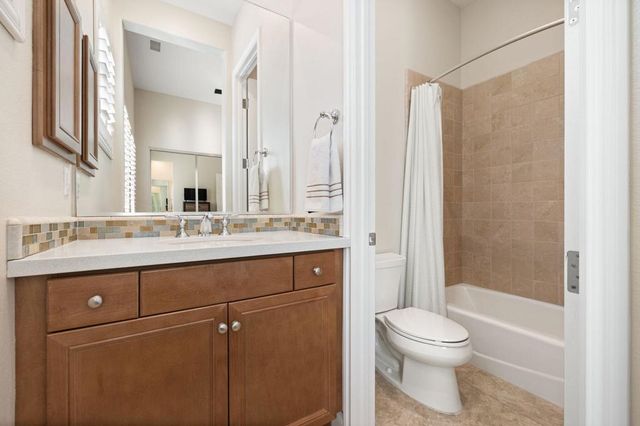 21 Alicante Circle, Rancho Mirage, CA 92270