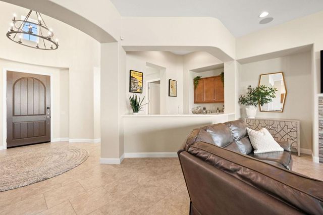 21 Alicante Circle, Rancho Mirage, CA 92270