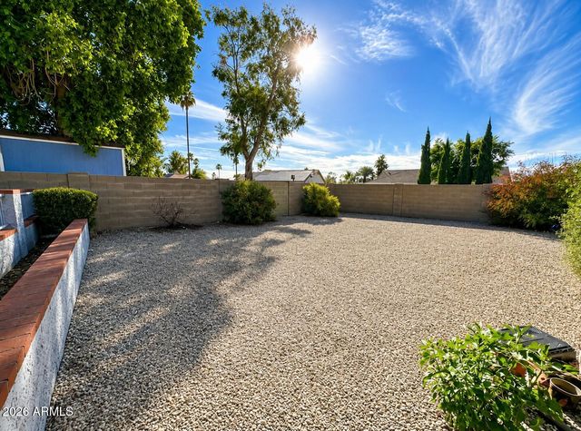 3425 E LIBBY Street, Phoenix, AZ 85032