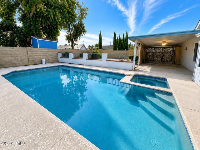 3425 E LIBBY Street, Phoenix, AZ 85032