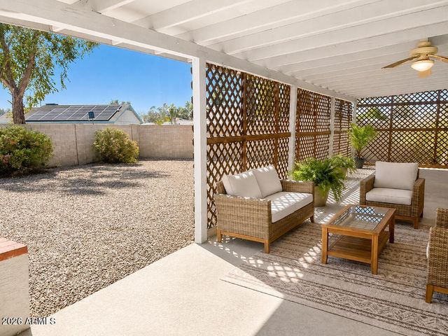 3425 E LIBBY Street, Phoenix, AZ 85032