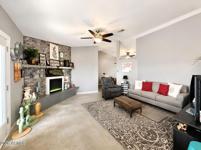 3425 E LIBBY Street, Phoenix, AZ 85032