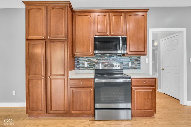114 Burlington Parkway, Pittsboro, IN 46167