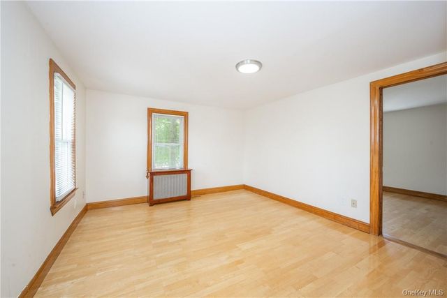 27 New Street, Eastchester, NY 10709