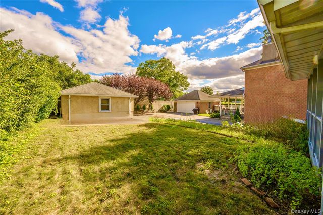 27 New Street, Eastchester, NY 10709