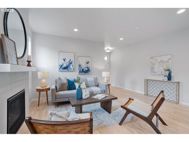 191 Se ACACIA Dr, Gresham, OR 97080