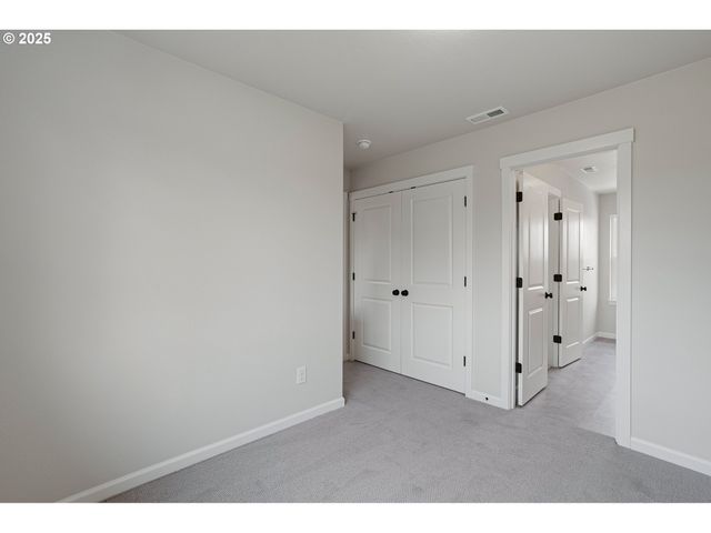 191 Se ACACIA Dr, Gresham, OR 97080