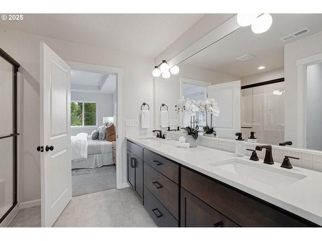 191 Se ACACIA Dr, Gresham, OR 97080