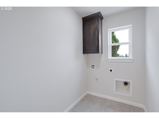 191 Se ACACIA Dr, Gresham, OR 97080