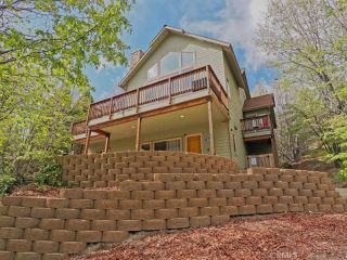 756 Brentwood, Lake Arrowhead, CA 92352