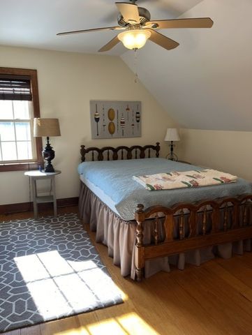 195 Summer Breeze Dr, Smithville, TN 37166