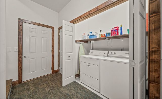 195 Summer Breeze Dr, Smithville, TN 37166