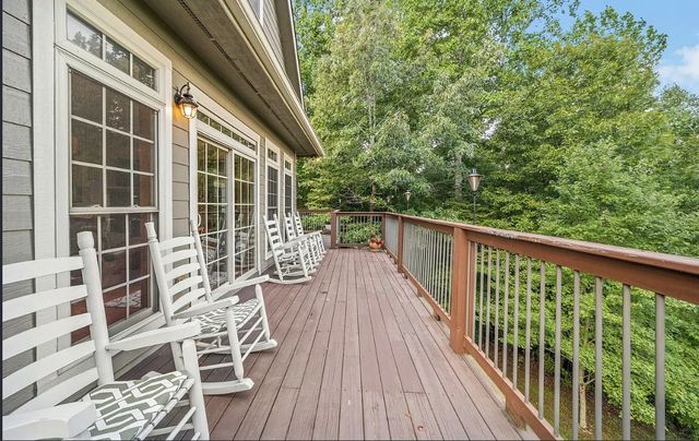 195 Summer Breeze Dr, Smithville, TN 37166