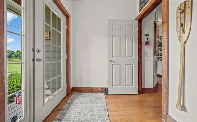 195 Summer Breeze Dr, Smithville, TN 37166