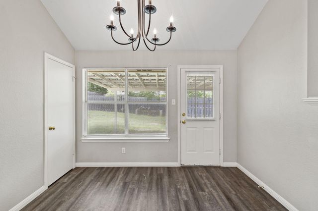 1510 Barcus DR, Georgetown, TX 78626
