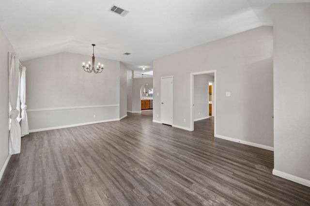 1510 Barcus DR, Georgetown, TX 78626