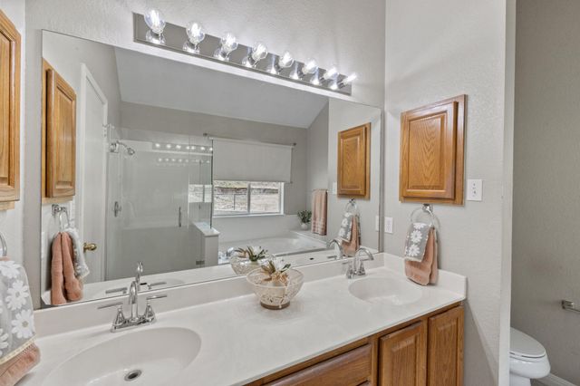 1510 Barcus DR, Georgetown, TX 78626