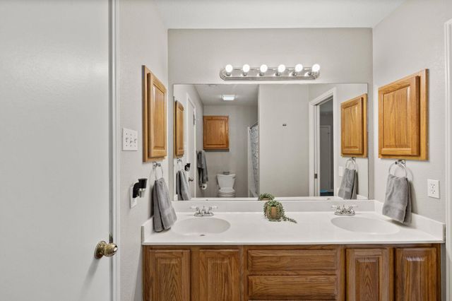 1510 Barcus DR, Georgetown, TX 78626